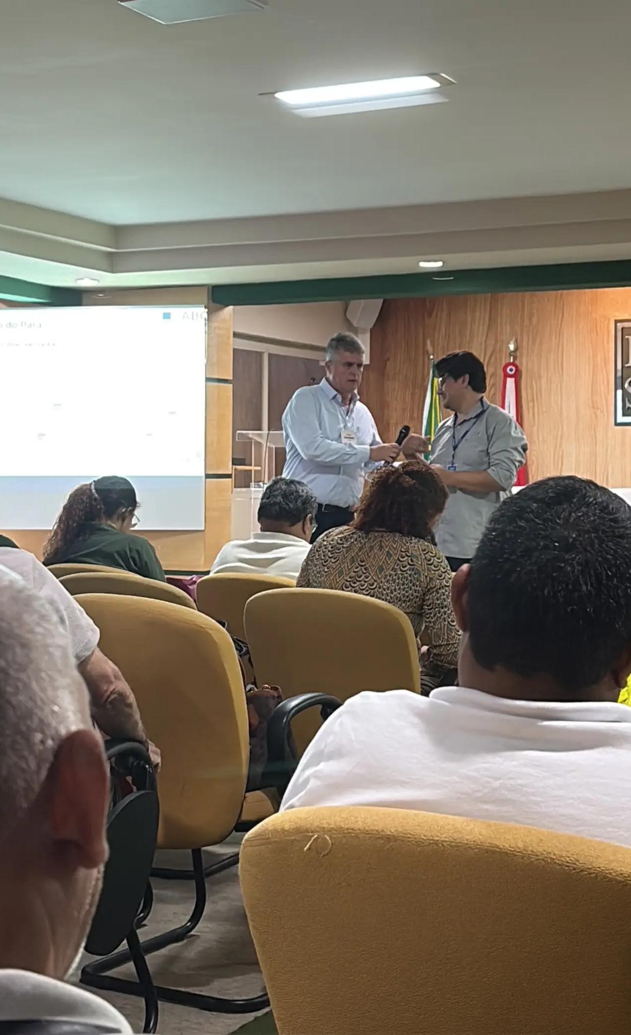 Foto da matéria: Encontro discute estratégias para fortalecer a agricultura de baixa emissão de carbono no estado