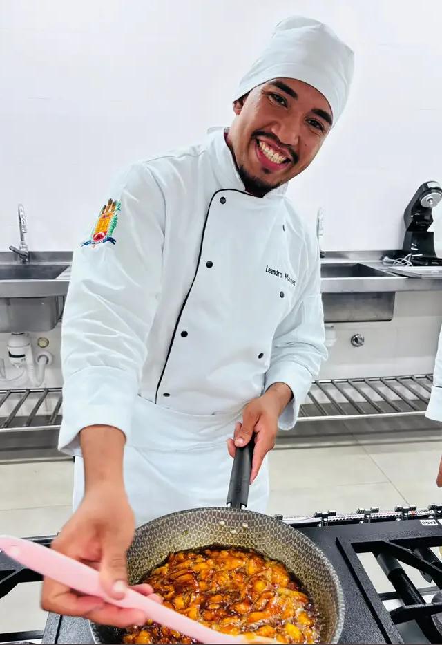 Foto da matéria: Alunos de Gastronomia da Uepa e Emater vivenciam produção de ingredientes amazônicos