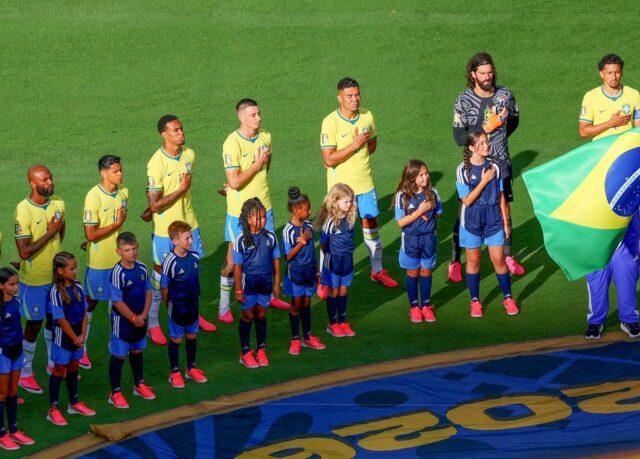 Foto da matéria: NY Times elege o hino do Brasil o mais bonito entre os países da Copa