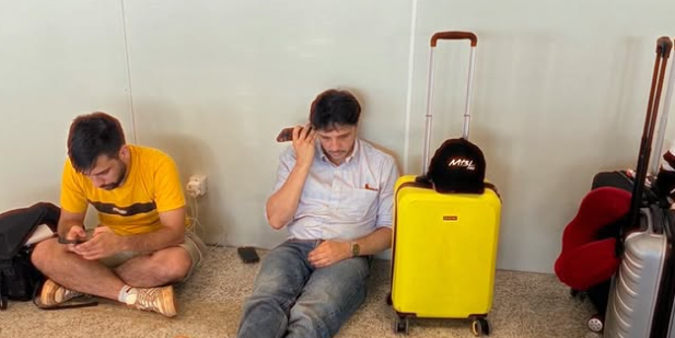 Foto da matéria: Pré-candidato à Presidência Renan Santos tem voo cancelado no Pará: 'campanha de pobre é f*da'
